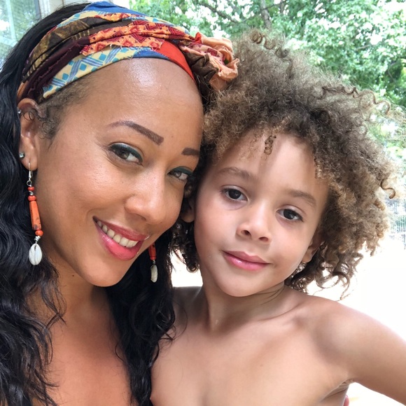 Meet your Posher, Kya - Picture 1 of 1